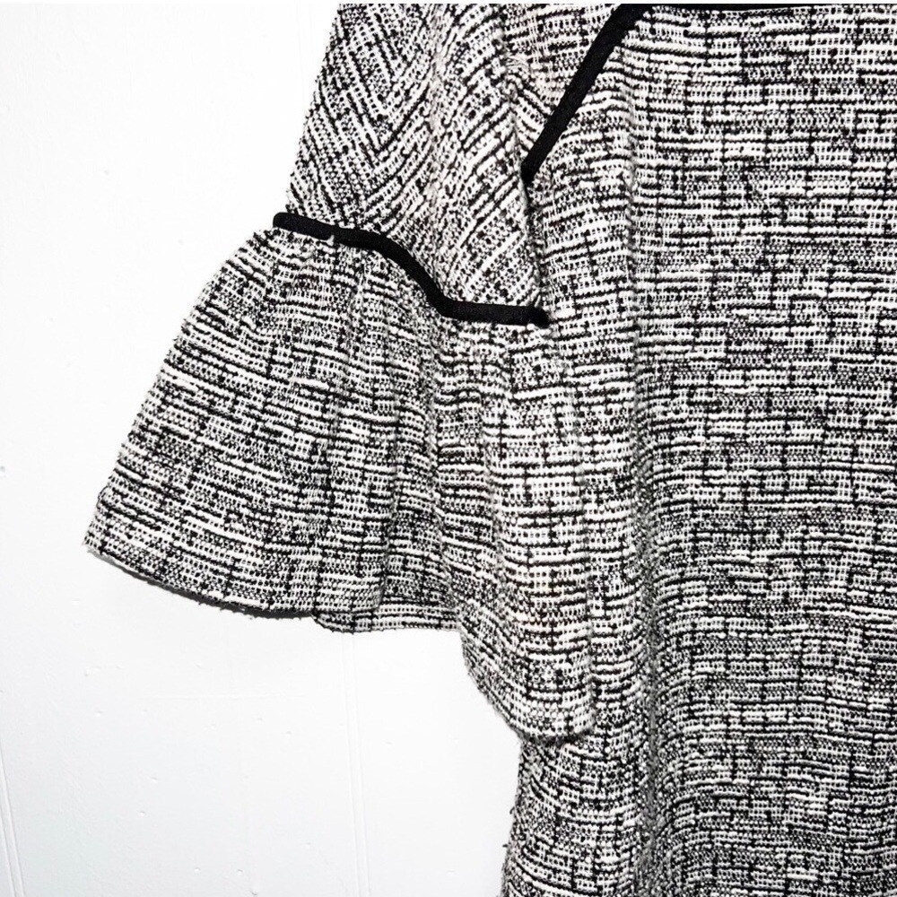 Calvin Klein Tweed Bell Sleeve Boat Neck Blouse Size 1X - Picture 4 of 6